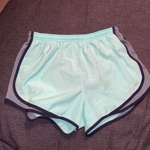 Nike Tempo Shorts *rare color*